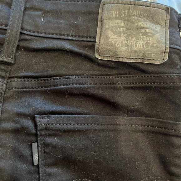 Levi’s 721 high rise skinny black jeans - Picture 2 of 3